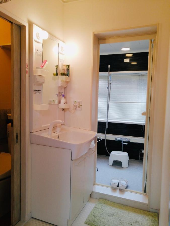 Homestay Metro Line Iriya Asakusa Ueno Ginza Akihabara Shinjuku Close Tokyo