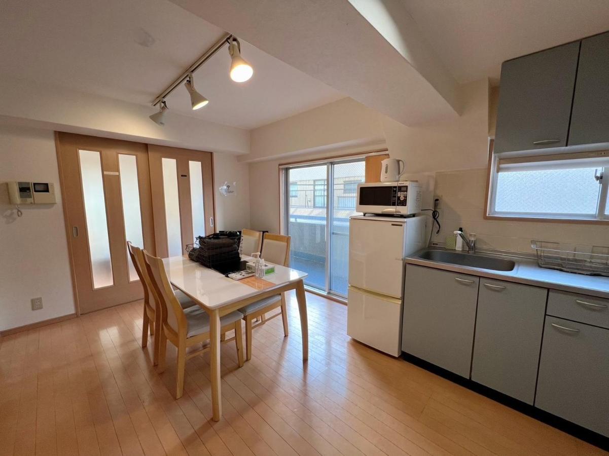 Toyodaya新宿三丁目 Apartment *