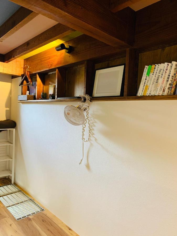 Artistic Carpenter's Work With House Wifi Apartment Tokyo