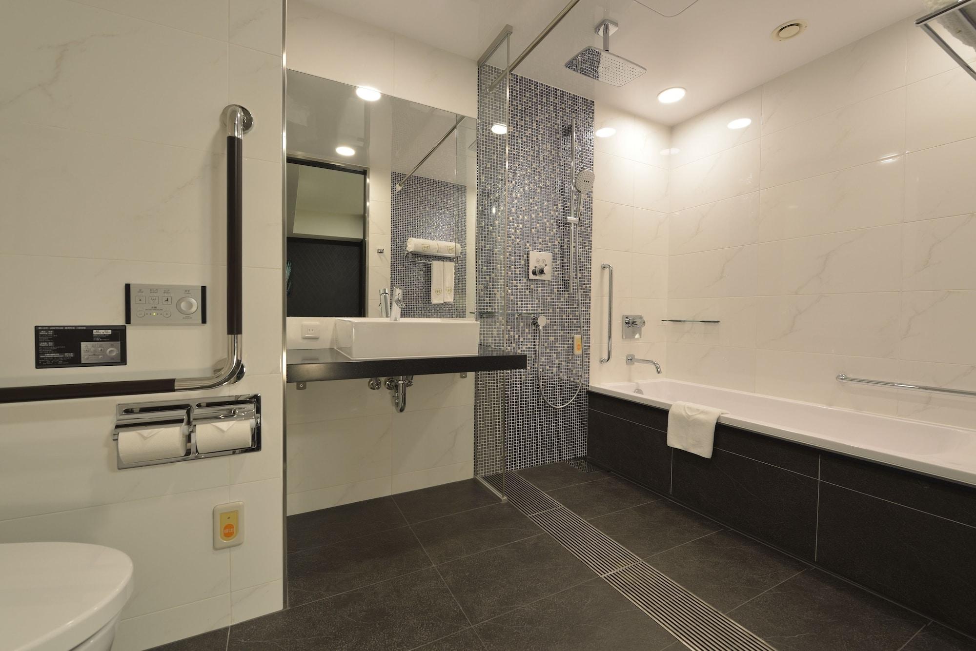 The Royal Park Haneda Airport Terminal 3 Hotel