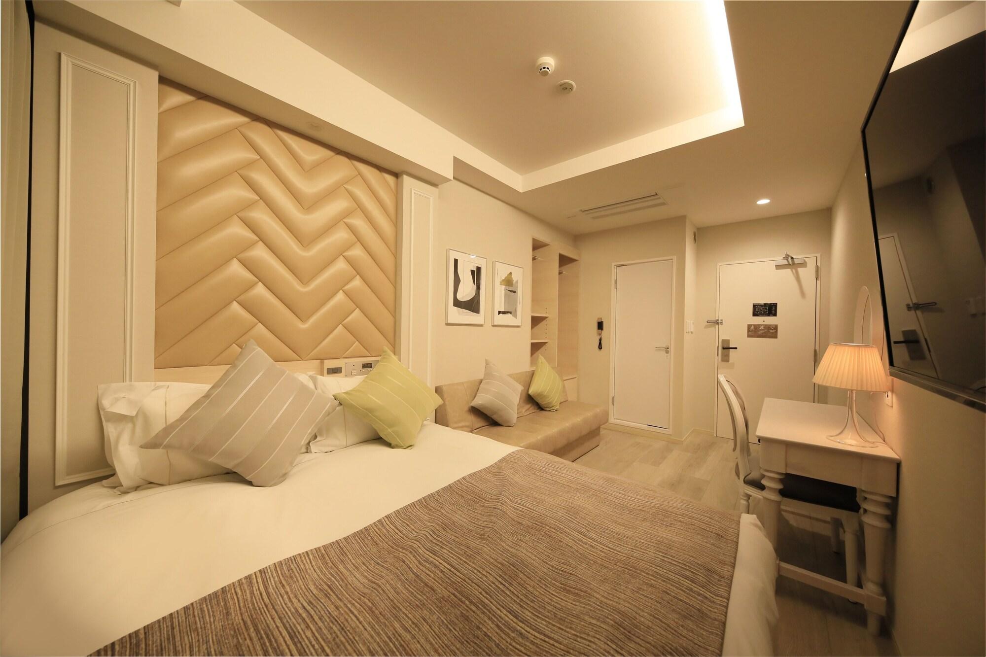 Centurion Residential Tower Capsule hotel 2*