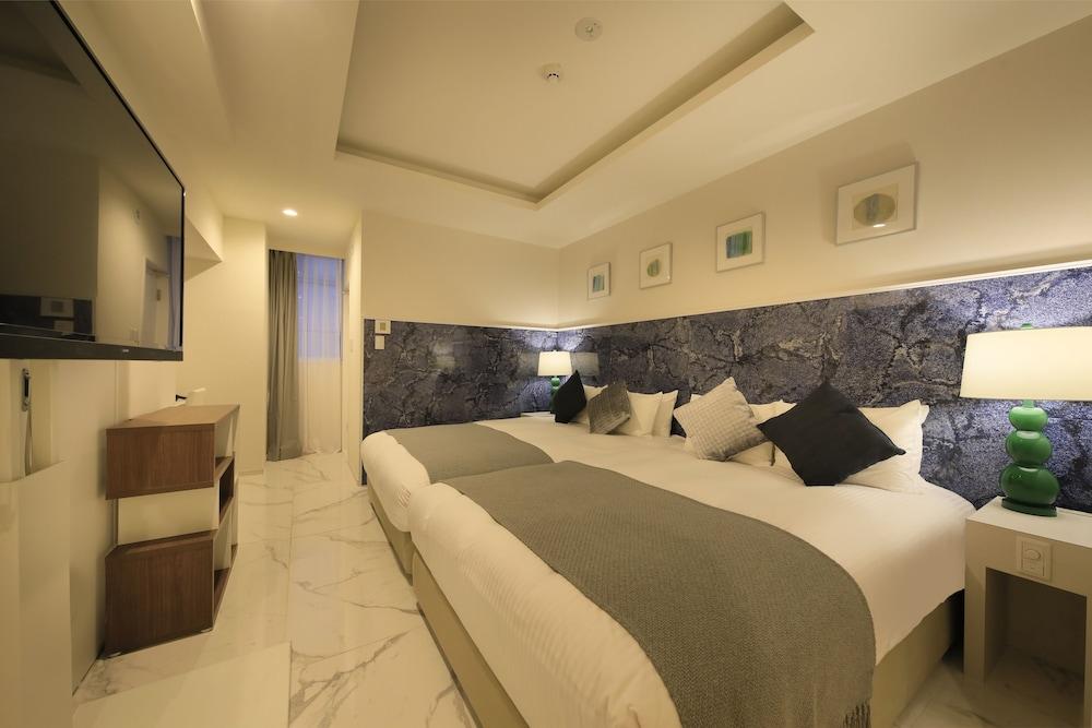 Centurion Residential Tower 2*