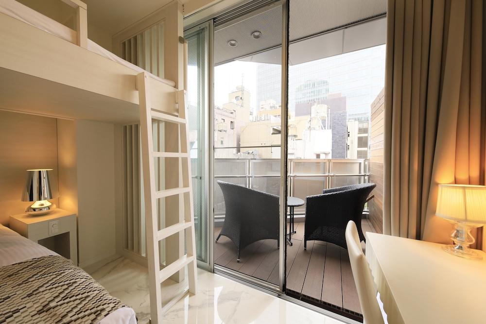 Capsule hotel Centurion Residential Tower 2*