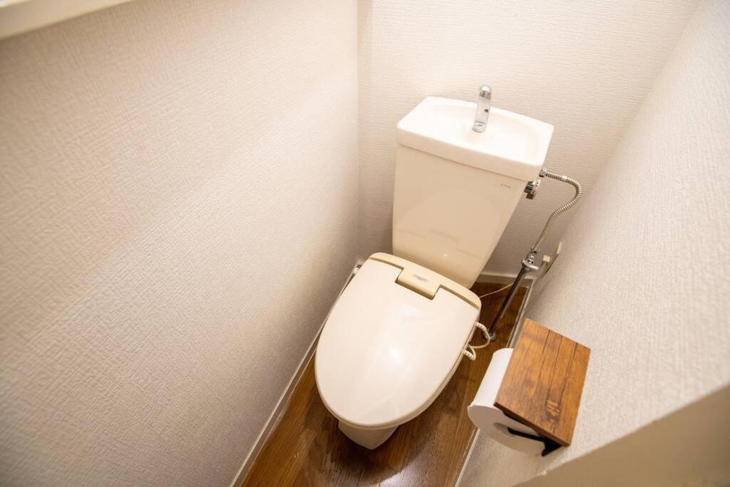 2023年8月オープン/入谷駅から徒歩10分/収容人数6/浅草寺徒歩10分/上野駅タクシー7分2km Apartment