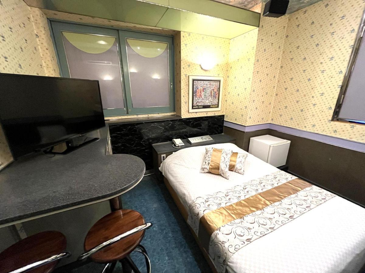 Hotel Crystal 大人専用 Tokyo