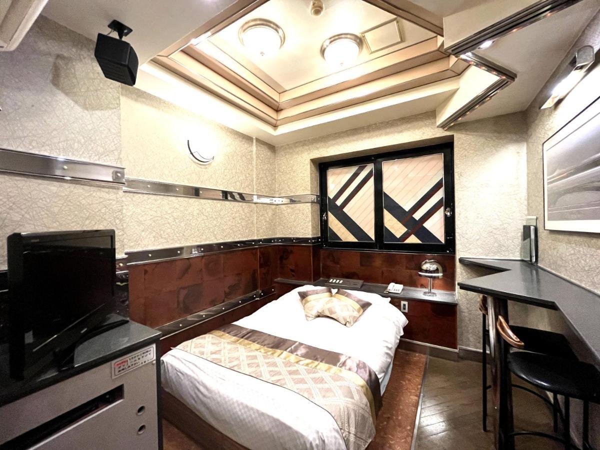 Crystal 大人専用 Hotel Tokyo