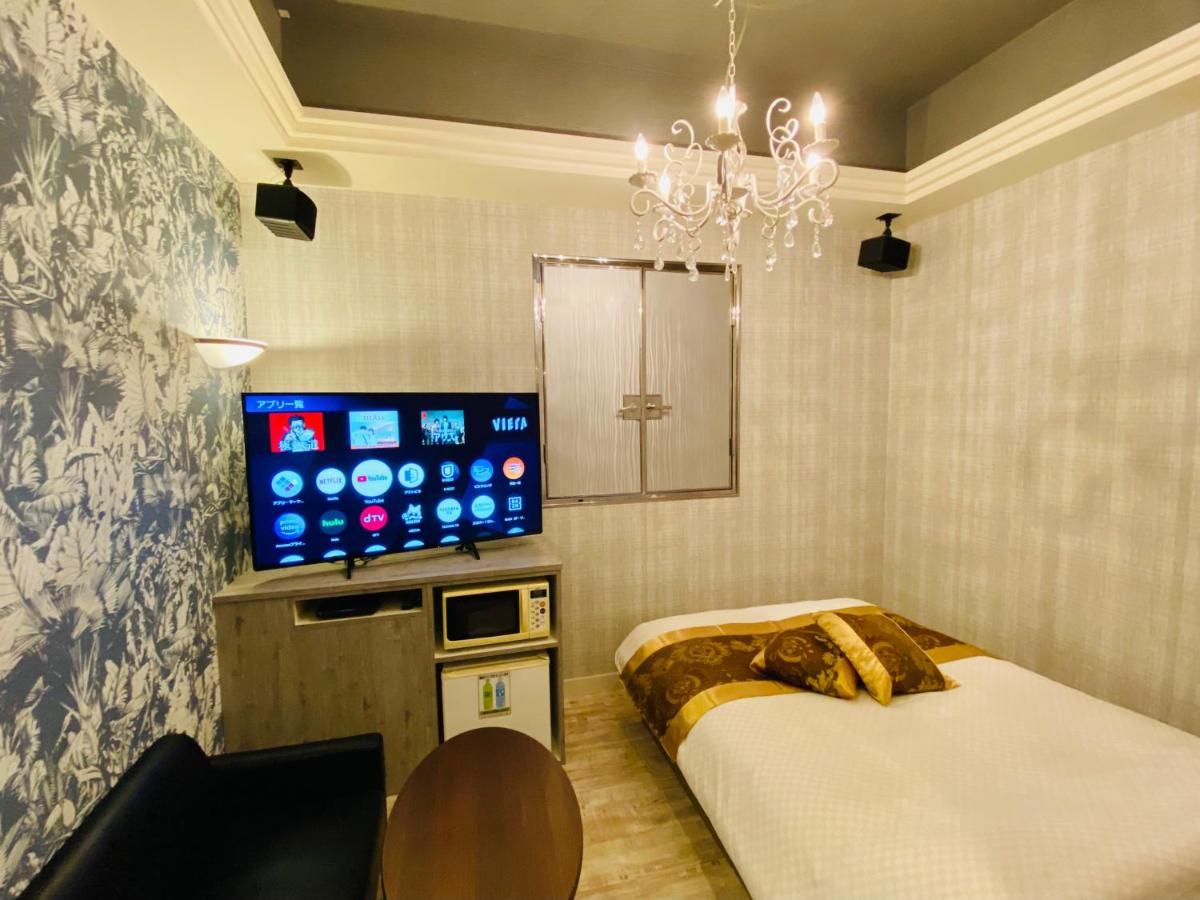 Hotel Crystal 大人専用 3*