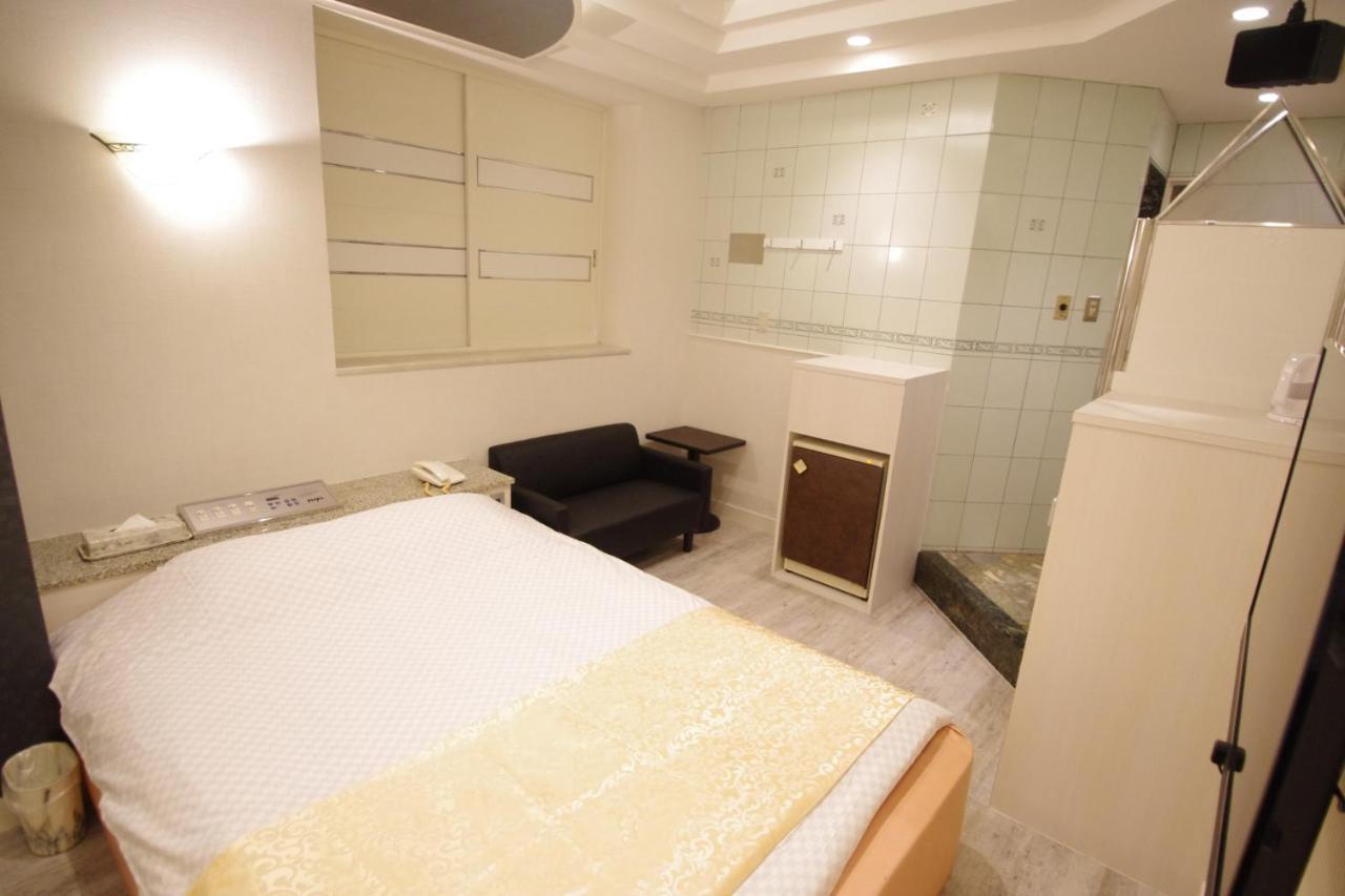 Crystal 大人専用 Hotel Tokyo