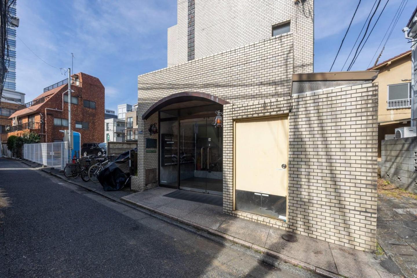 Apartment Sunpalace Nishi-shinjuku