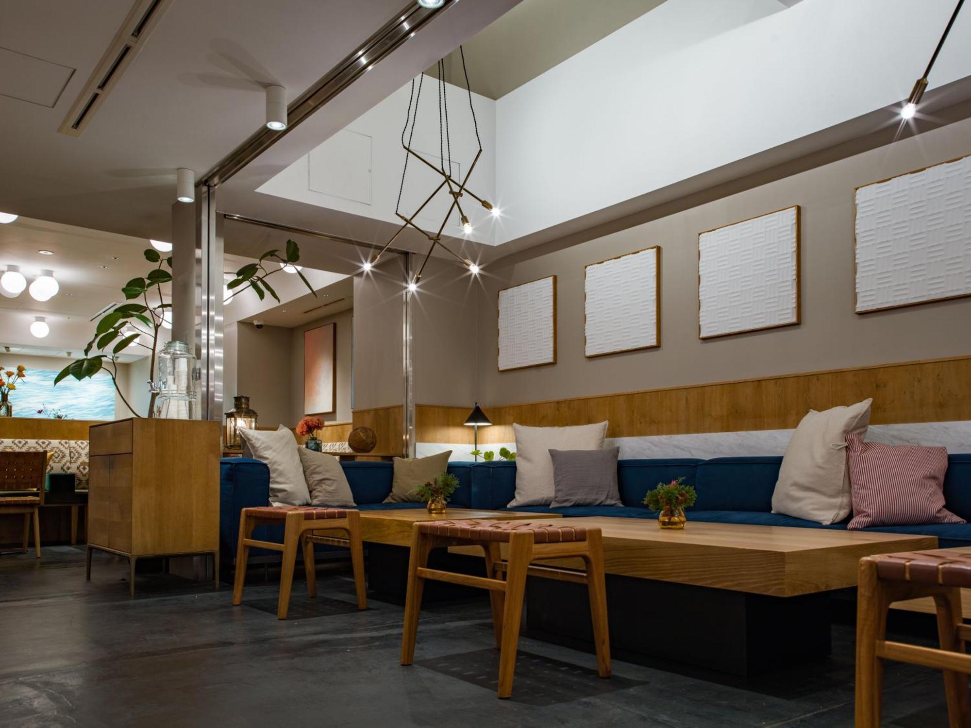 Cafe/minimal Our Our * Tokyo