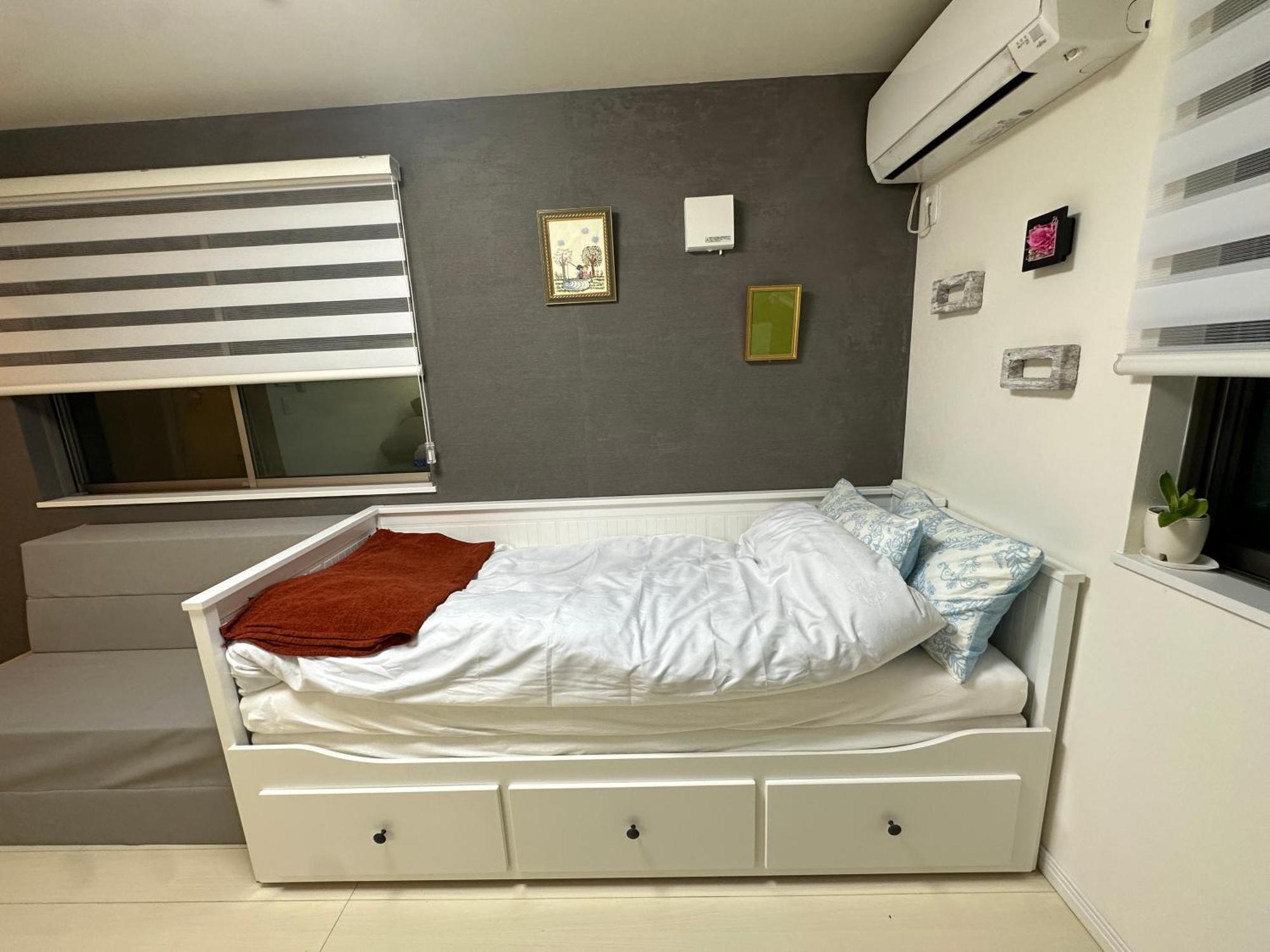 Apartment アイリスコート
