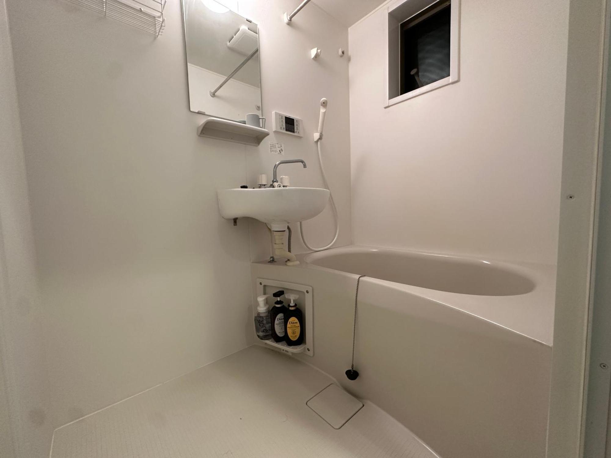 Apartment アイリスコート *
