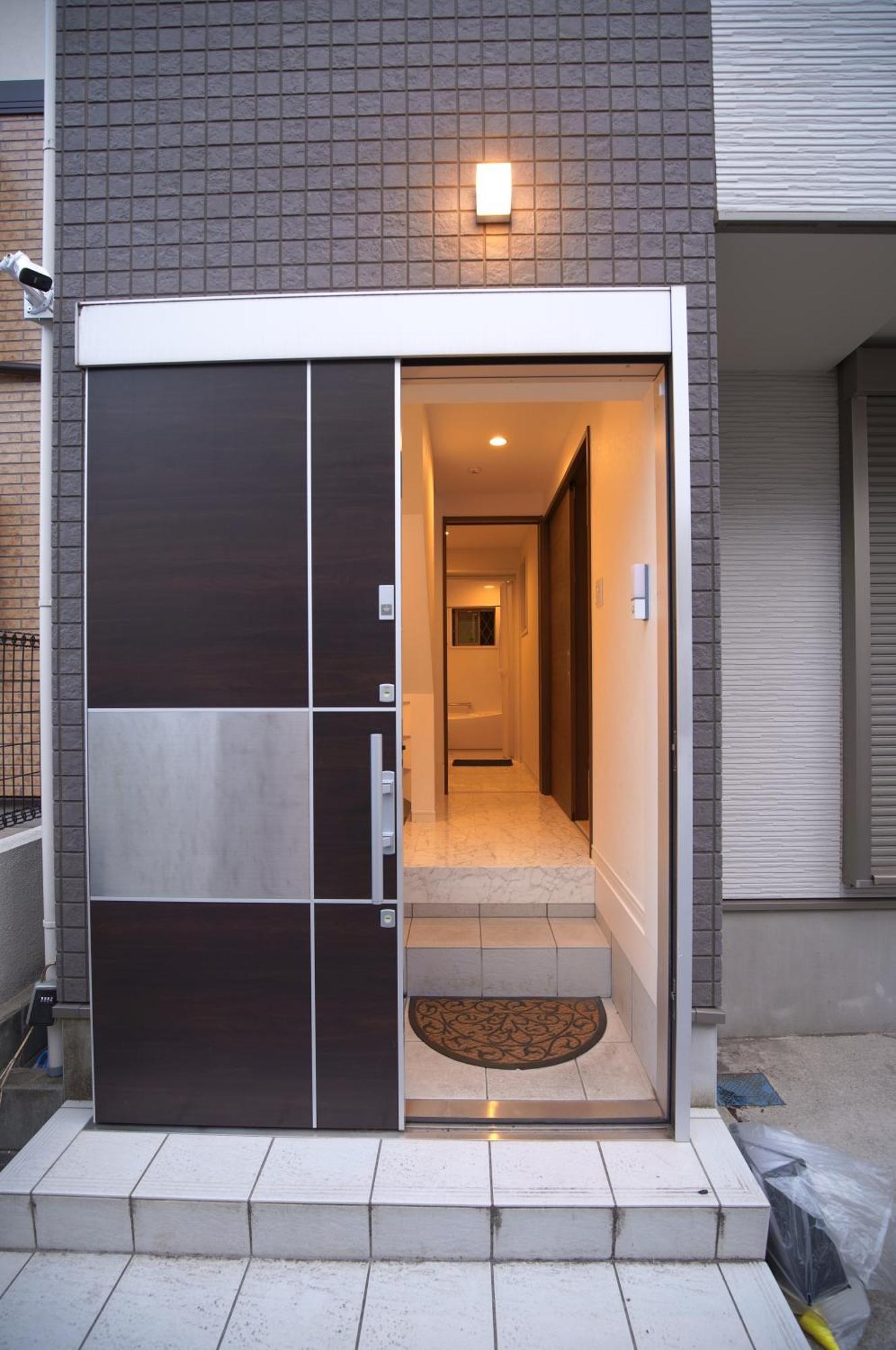 Qiqi House Tokyo: Spacious New For 8 With Easy Airport & Access