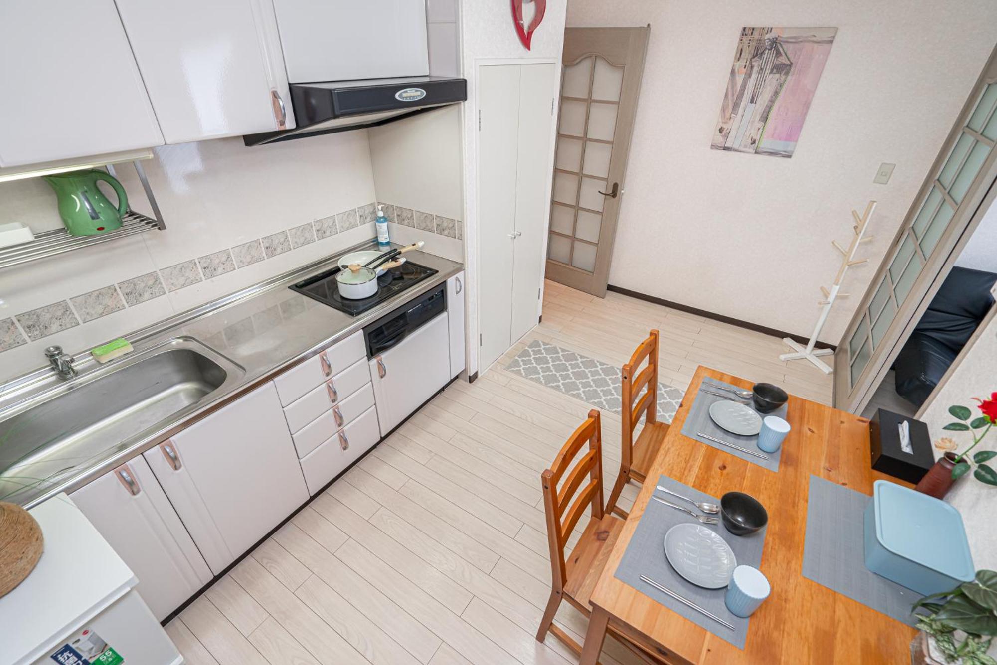 Apartment 新宿區新大久保站徒步3分鐘高級公寓緊鄰韓國廣場 *