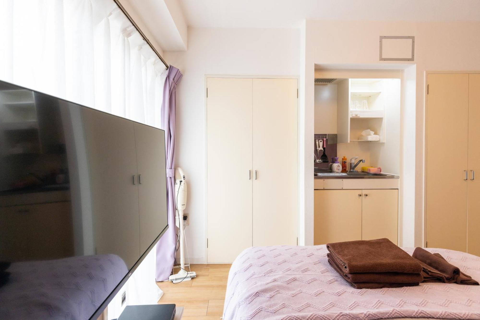 Apartment Tower Roppongi#3 Min From Azabujuban Sta#max 3-6ppl *