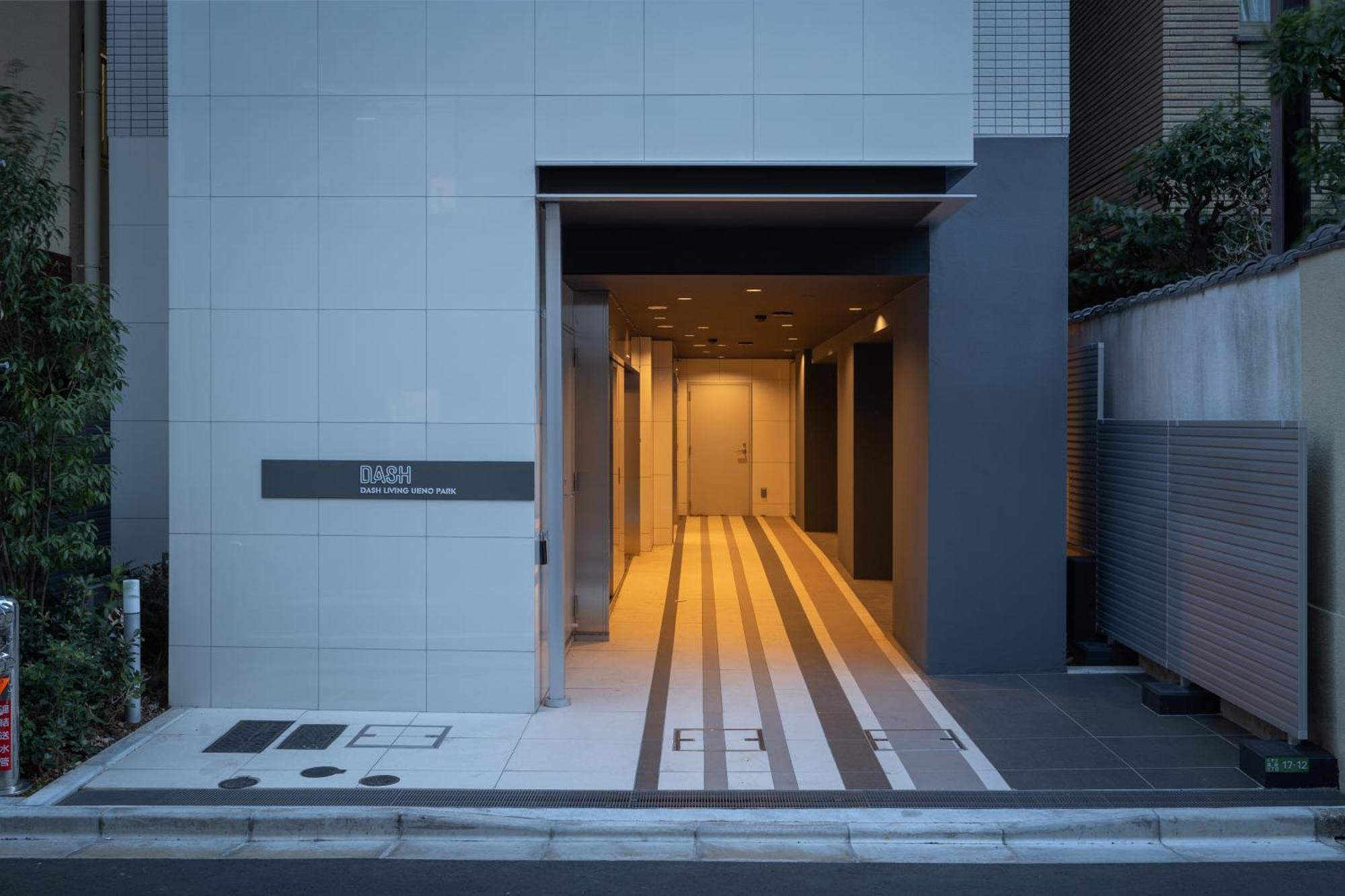 Apartment Dash Living Ueno Park Tokyo