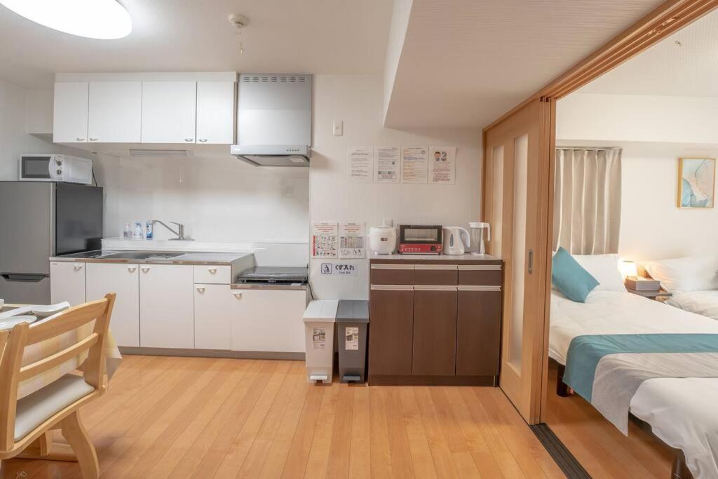 Apartment 12 Min Walk To Shinjuku Str ,6 Min Higashishinjuku ,nearest Kabukicho ,shinjuku Oen,