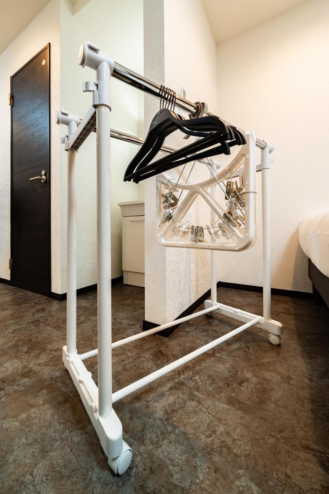 84-1, Shiomi 101, Entire For Rent *