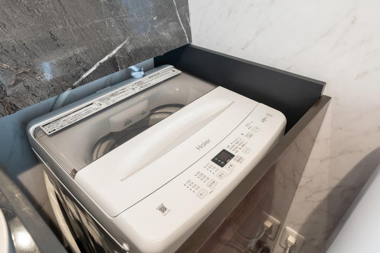 Apartment Lavie Yotsuya Tokyo
