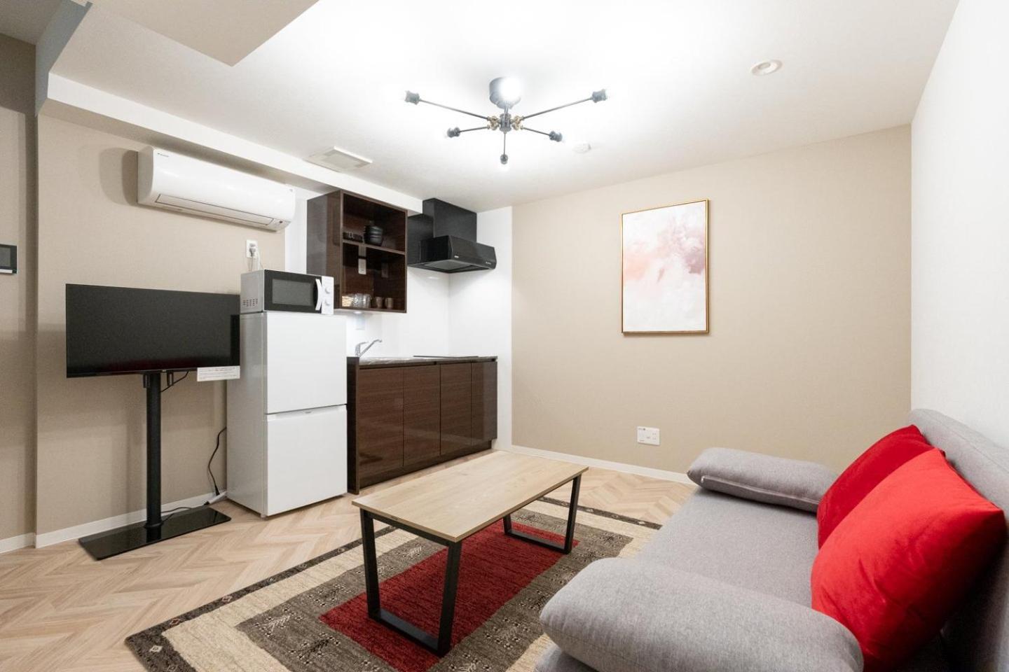 Apartment Lavie Yotsuya *