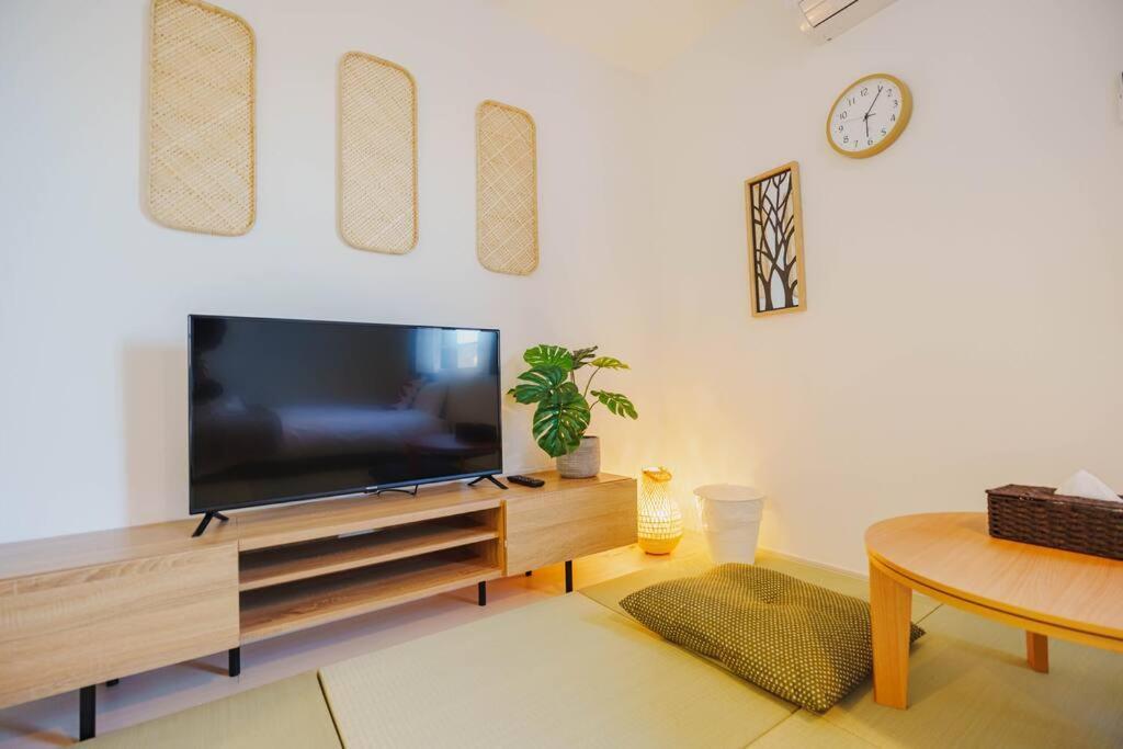 Apartment H Newly Renovated Hotel, Direct Access To Ueno, Asakusa, Disneyland, Airport