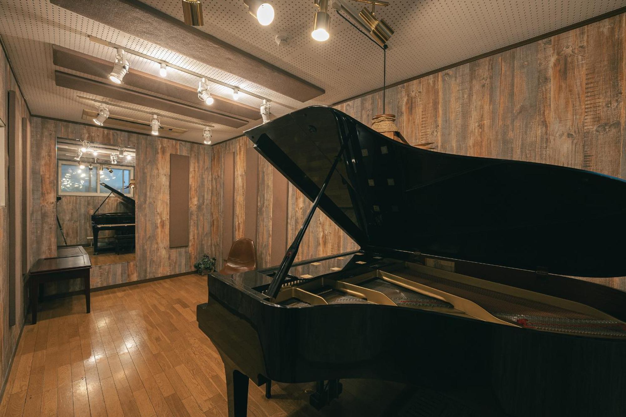 Villa Grand Piano & Shinjuku 5min Walk From Station *