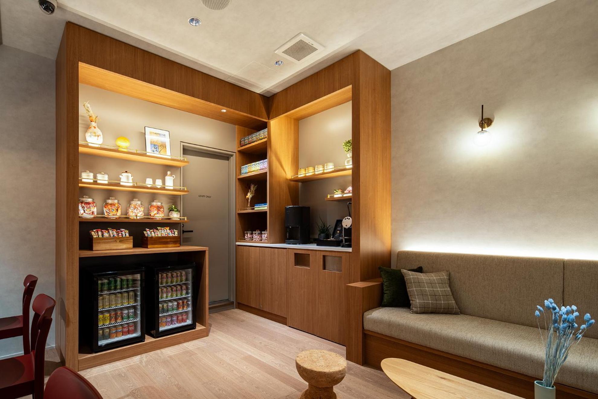 Aparthotel Section L Shimbashi West 4*