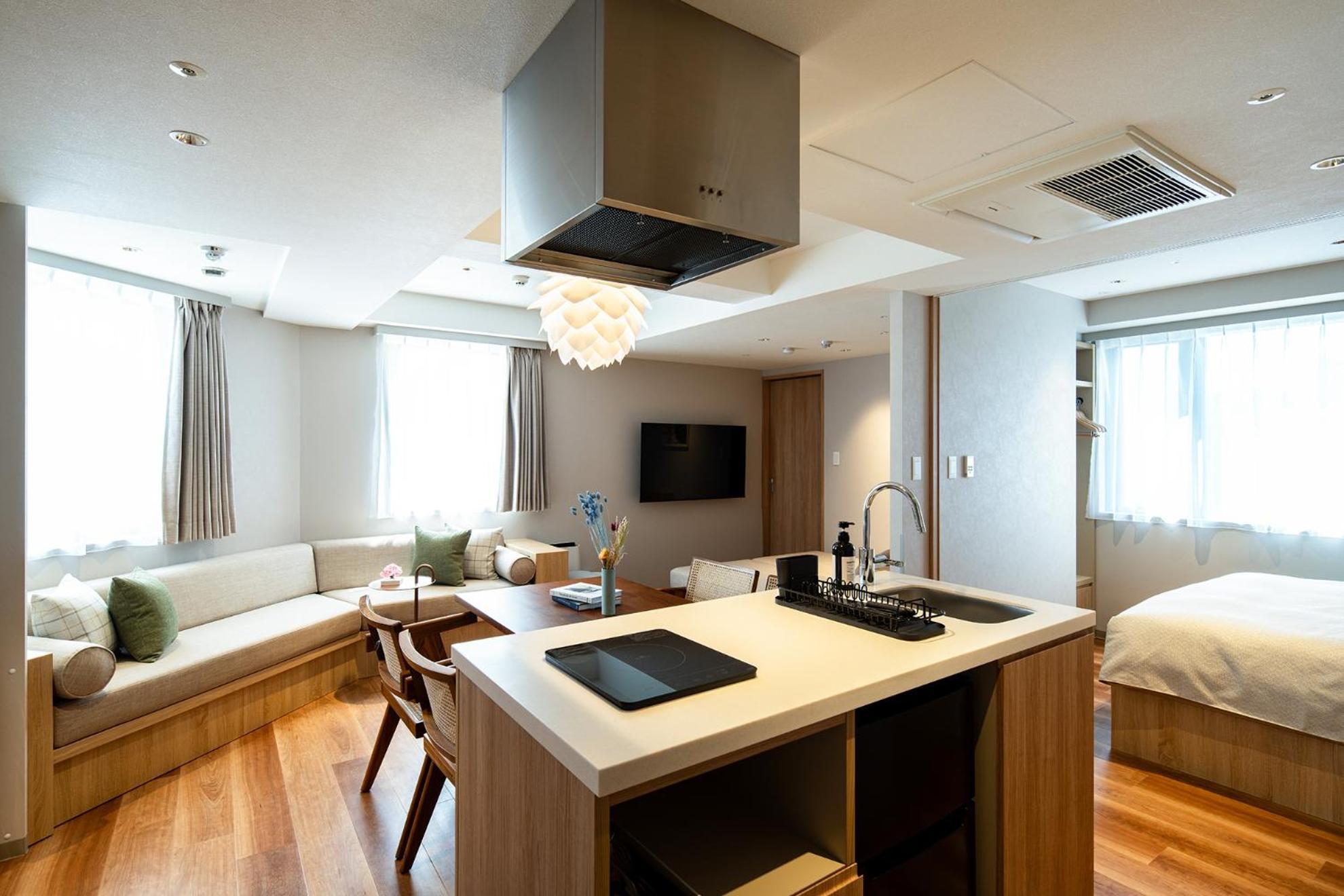 Section L Shimbashi West 4* Tokyo