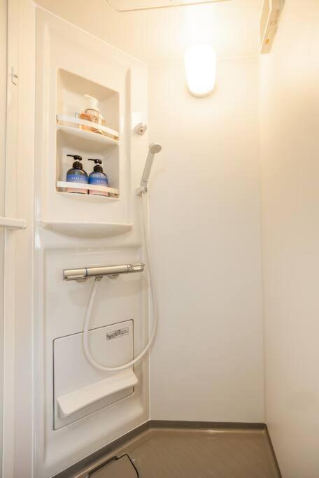 Apartment Newopen! 駅徒歩1分 池袋エリア 60平米最大8名宿泊可能 和風モダン Tokyo