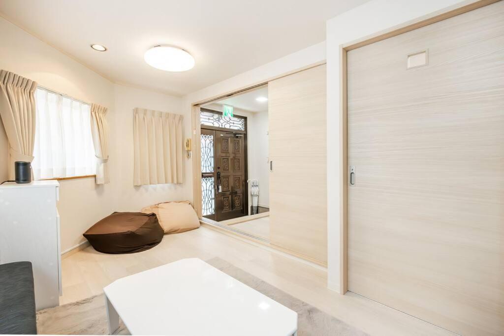 Apartment Newopen! 駅徒歩1分 池袋エリア 60平米最大8名宿泊可能 和風モダン *