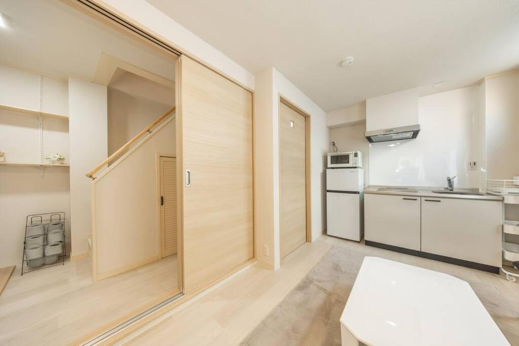 Newopen! 駅徒歩1分 池袋エリア 60平米最大8名宿泊可能 和風モダン Apartment *