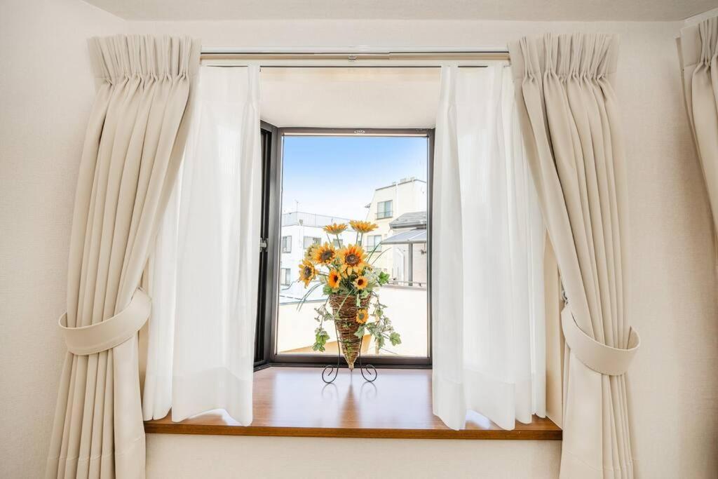 Newopen! 駅徒歩1分 池袋エリア 60平米最大8名宿泊可能 和風モダン Apartment *