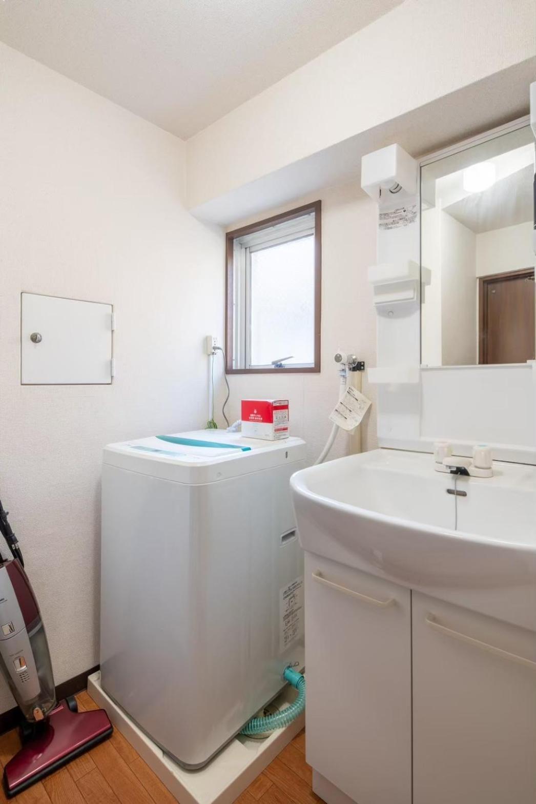 Apartment サニーハイツ201 *