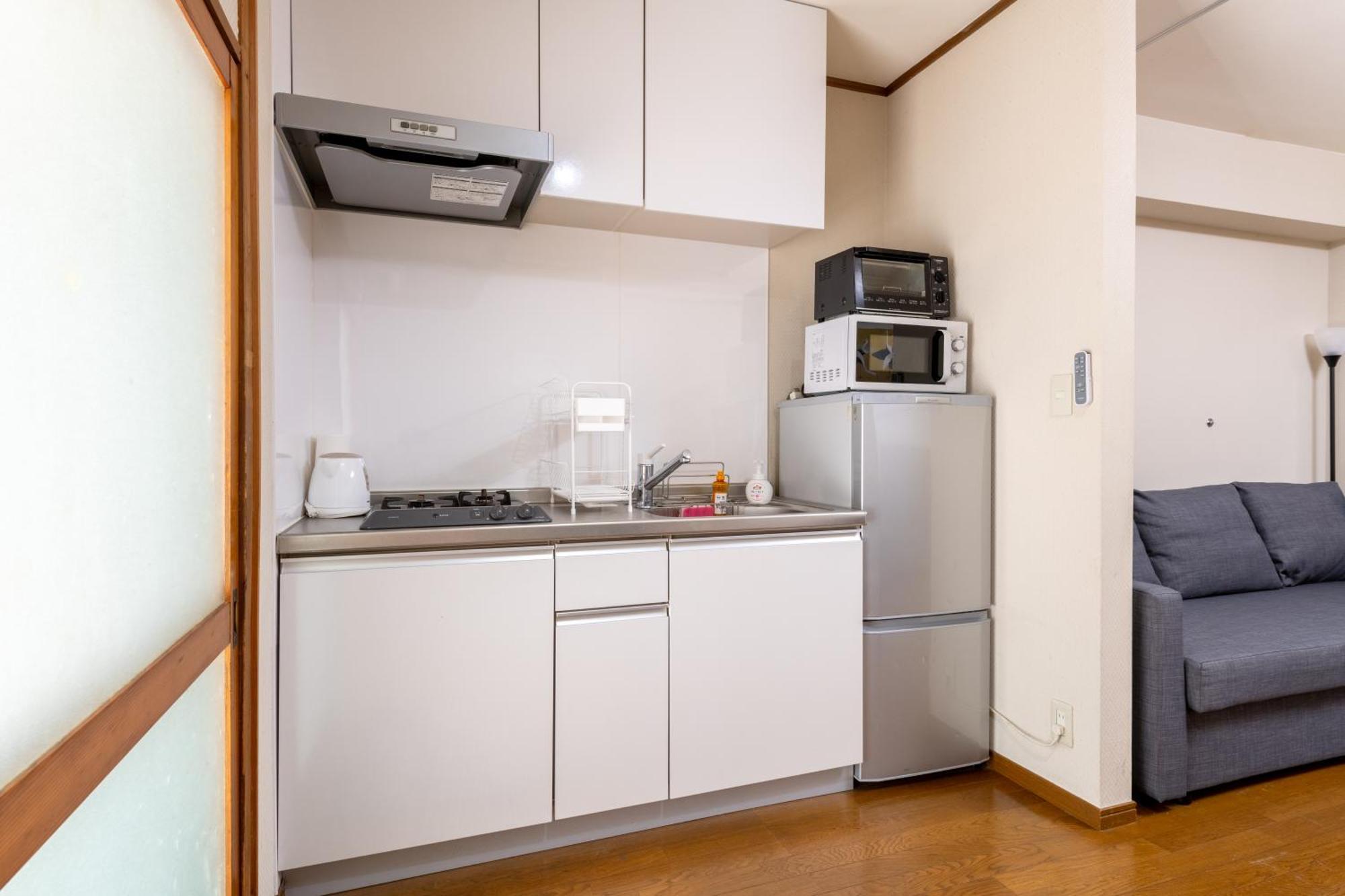 Apartment Panda Minowa Tokyo