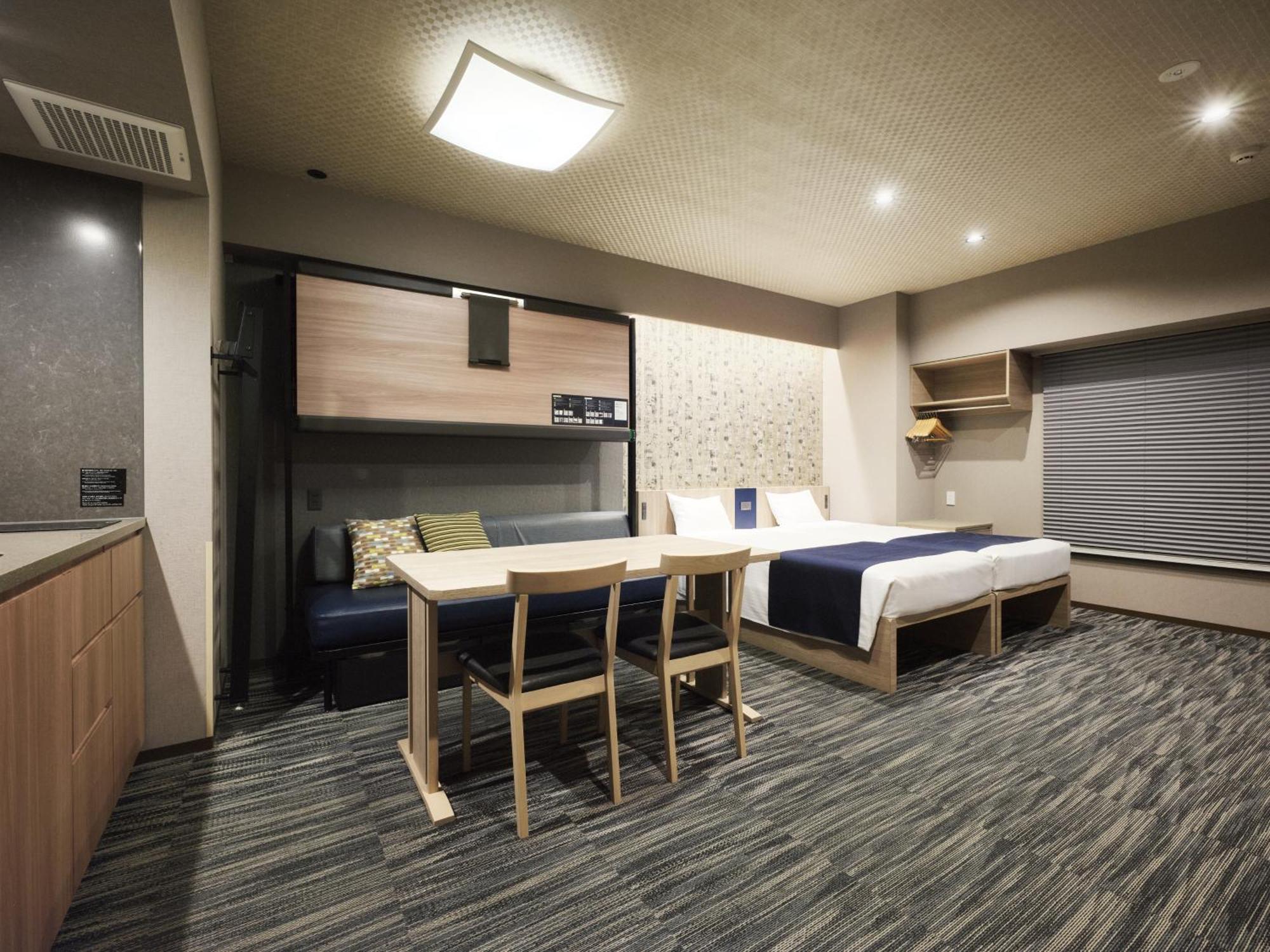 Monday Premium Akihabara Aparthotel