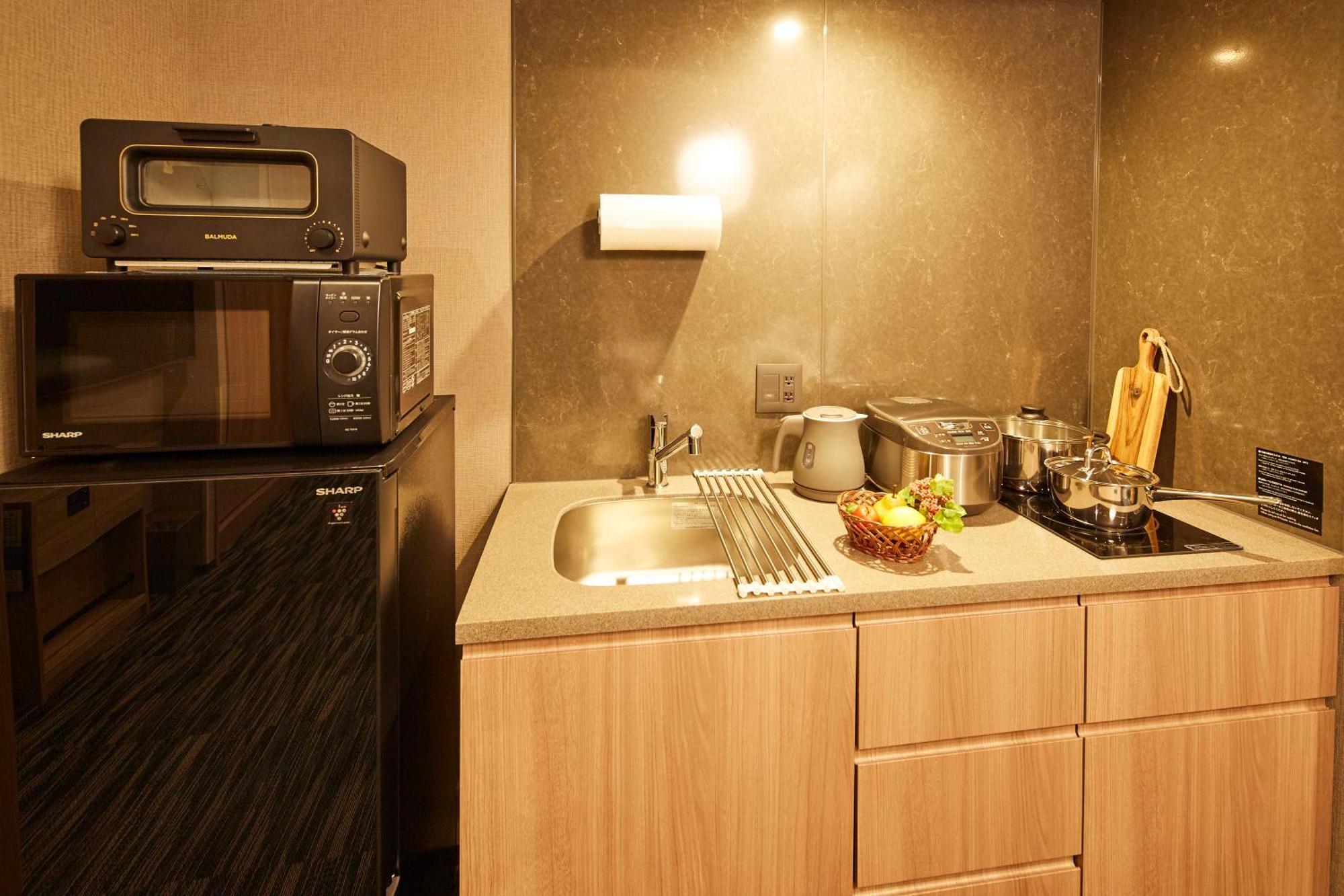 Monday Premium Akihabara Aparthotel