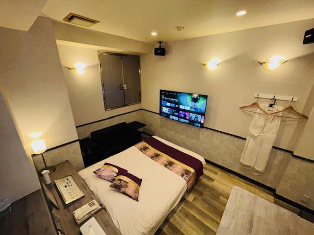 Crystal 大人専用 Hotel 3*