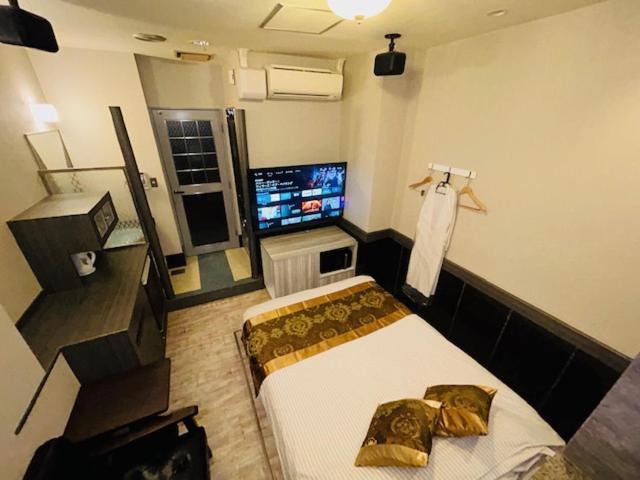 Crystal 大人専用 3* Tokyo