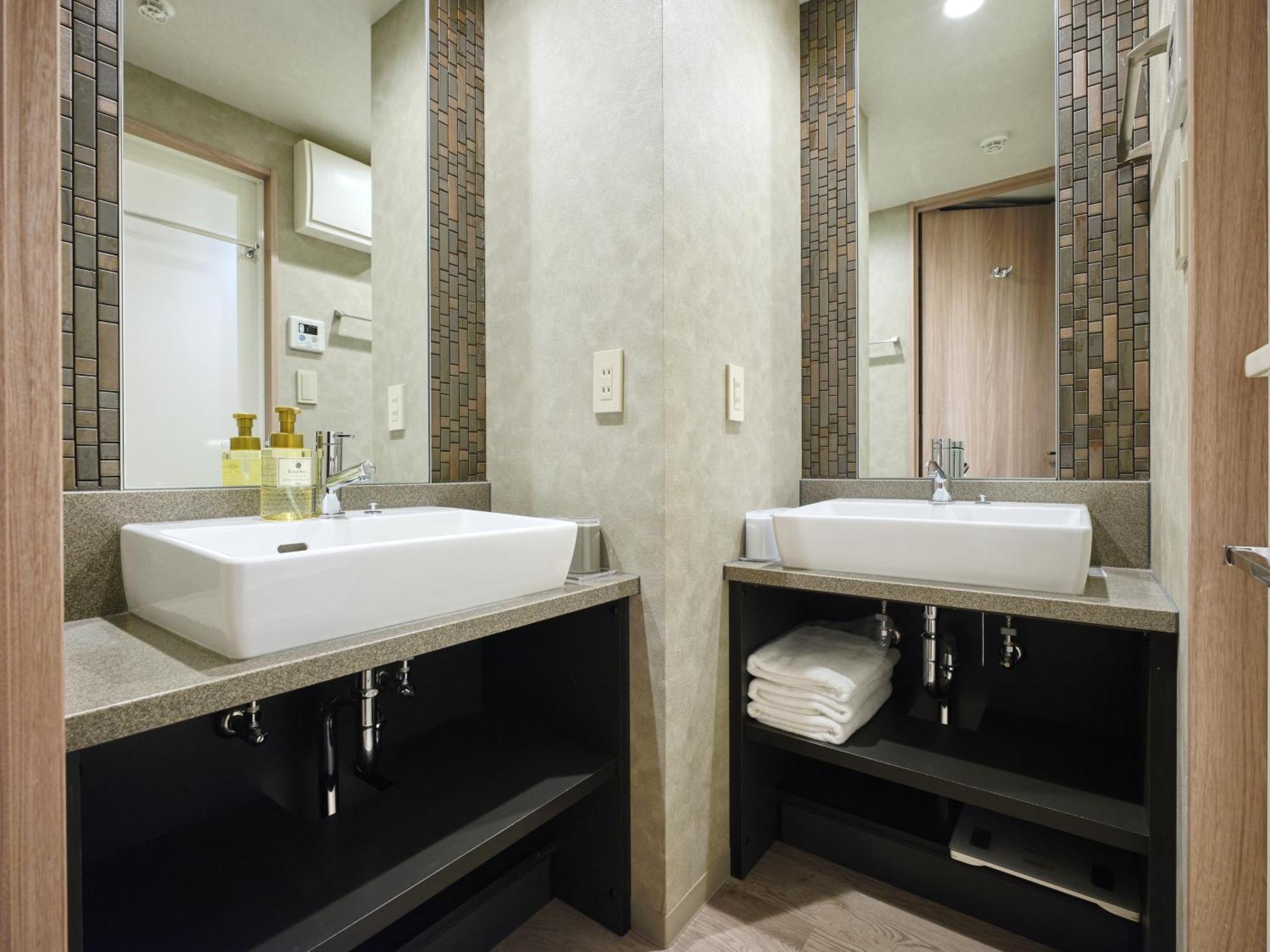 Aparthotel Monday Premium Ueno 4*