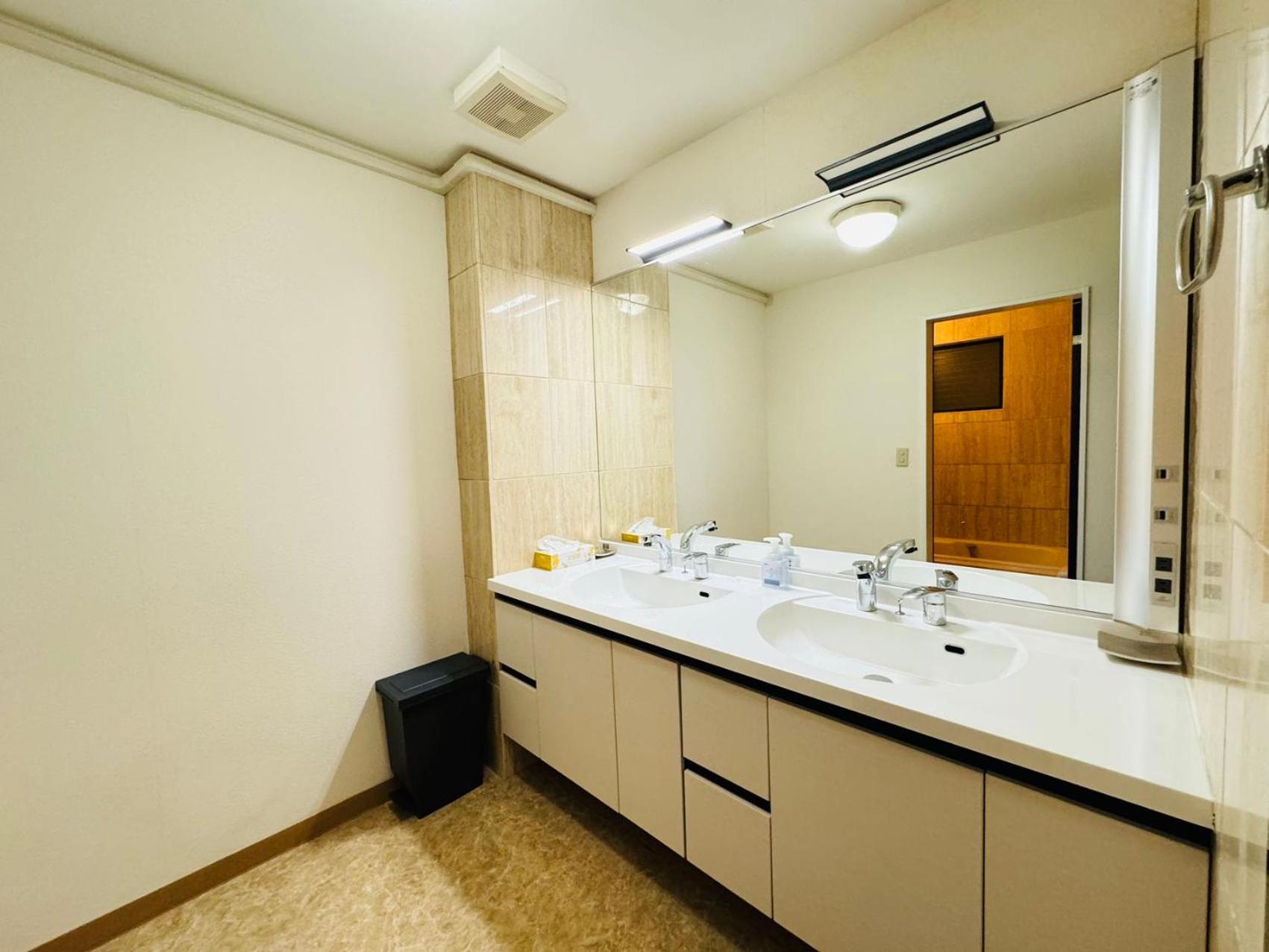 Aparthotel Hanegi House *