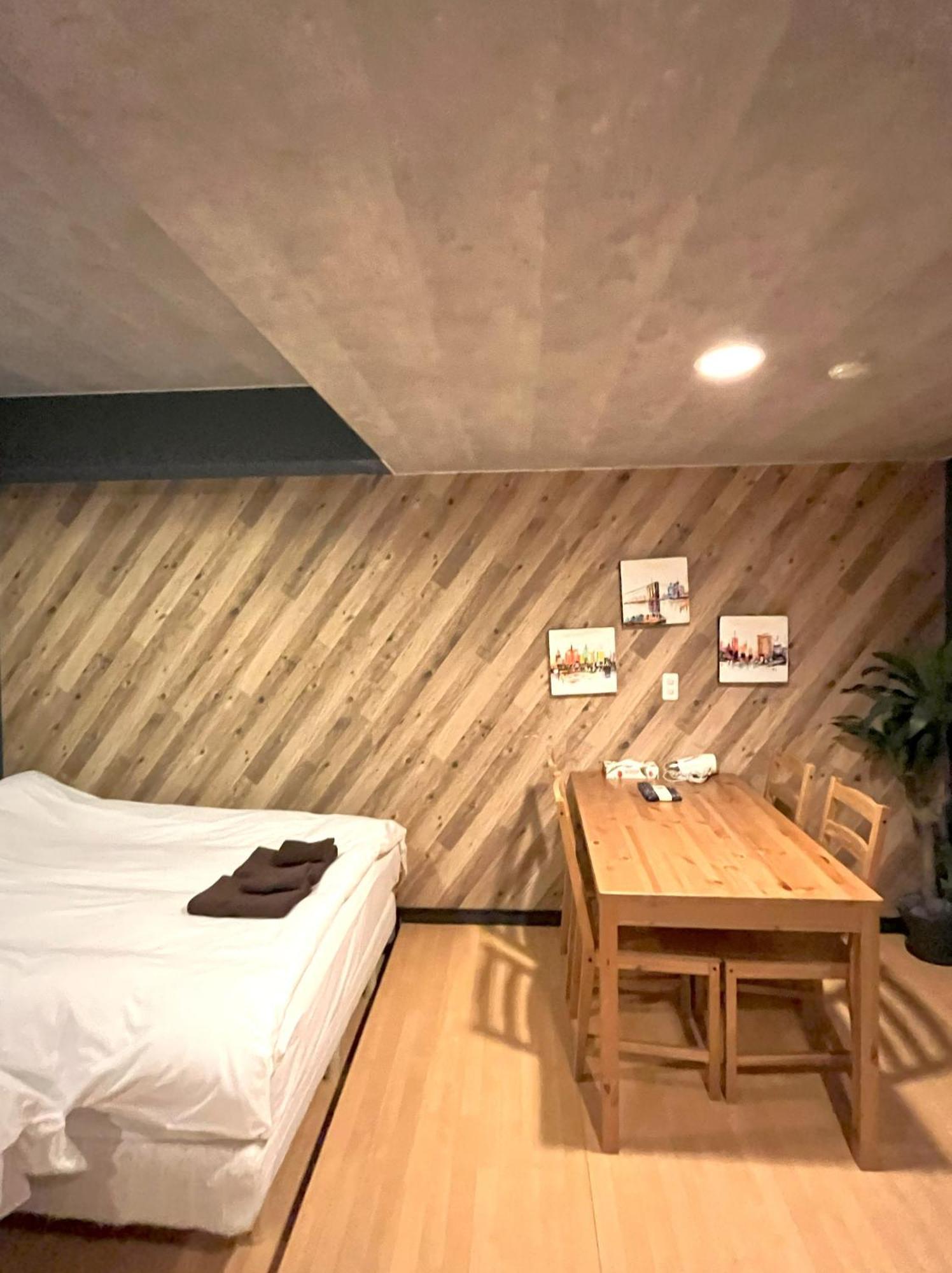 Apartment グランディオーソ中野 *