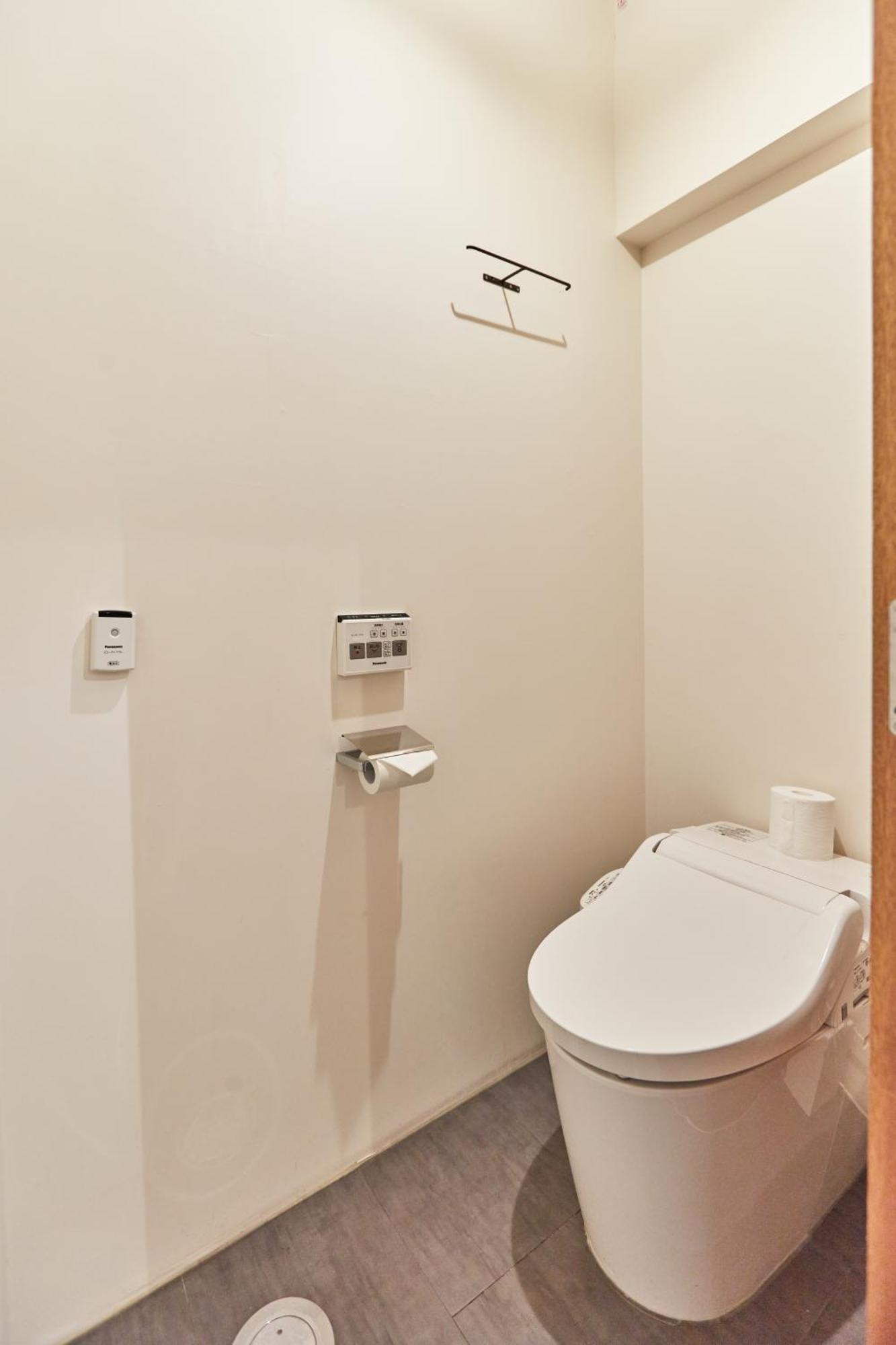 Tora Asakusa Hostel *