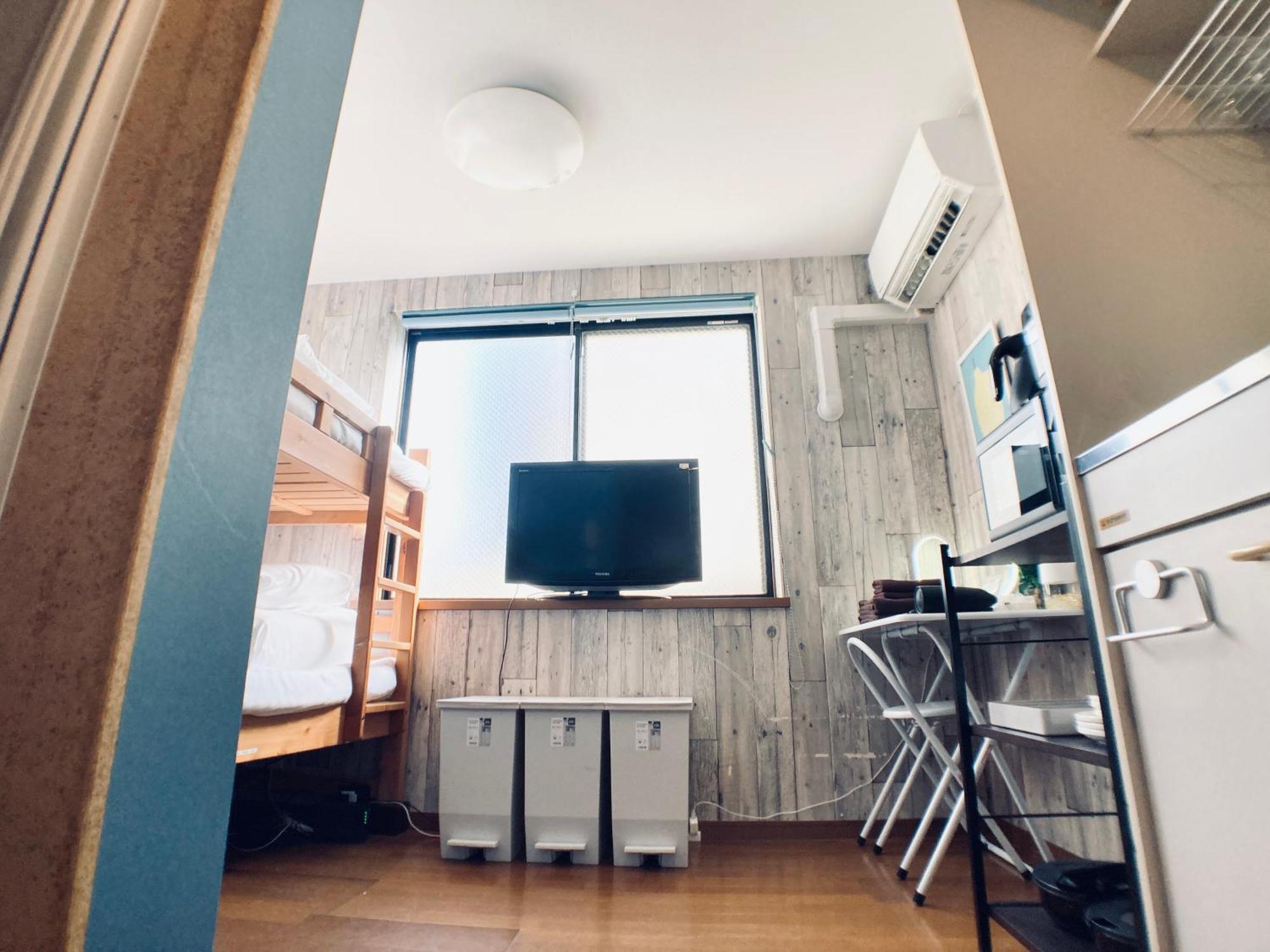 イーストコート長崎 Apartment