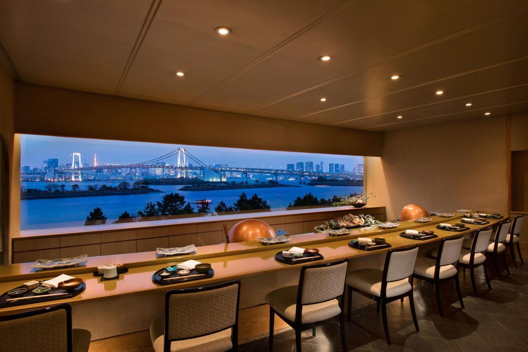 Hilton Odaiba Hotel 5*