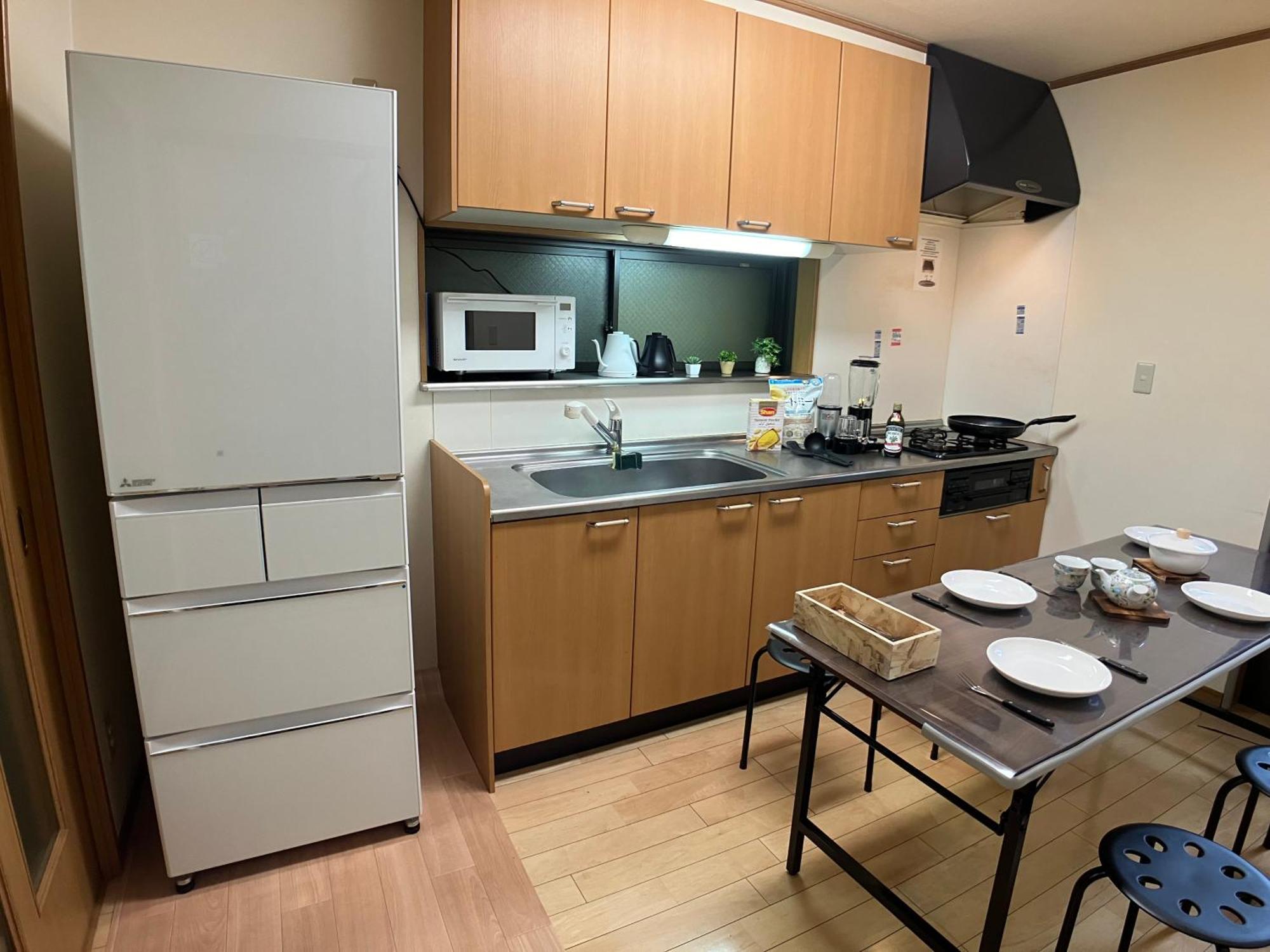 Villa Entire Beside Asakusa, Ueno, Akihabara And Skytree Tower Between 3 Train Stations And Contains 3 Bedrooms, 2 Bathrooms And 2 Toilets For 14 Guests Tokyo