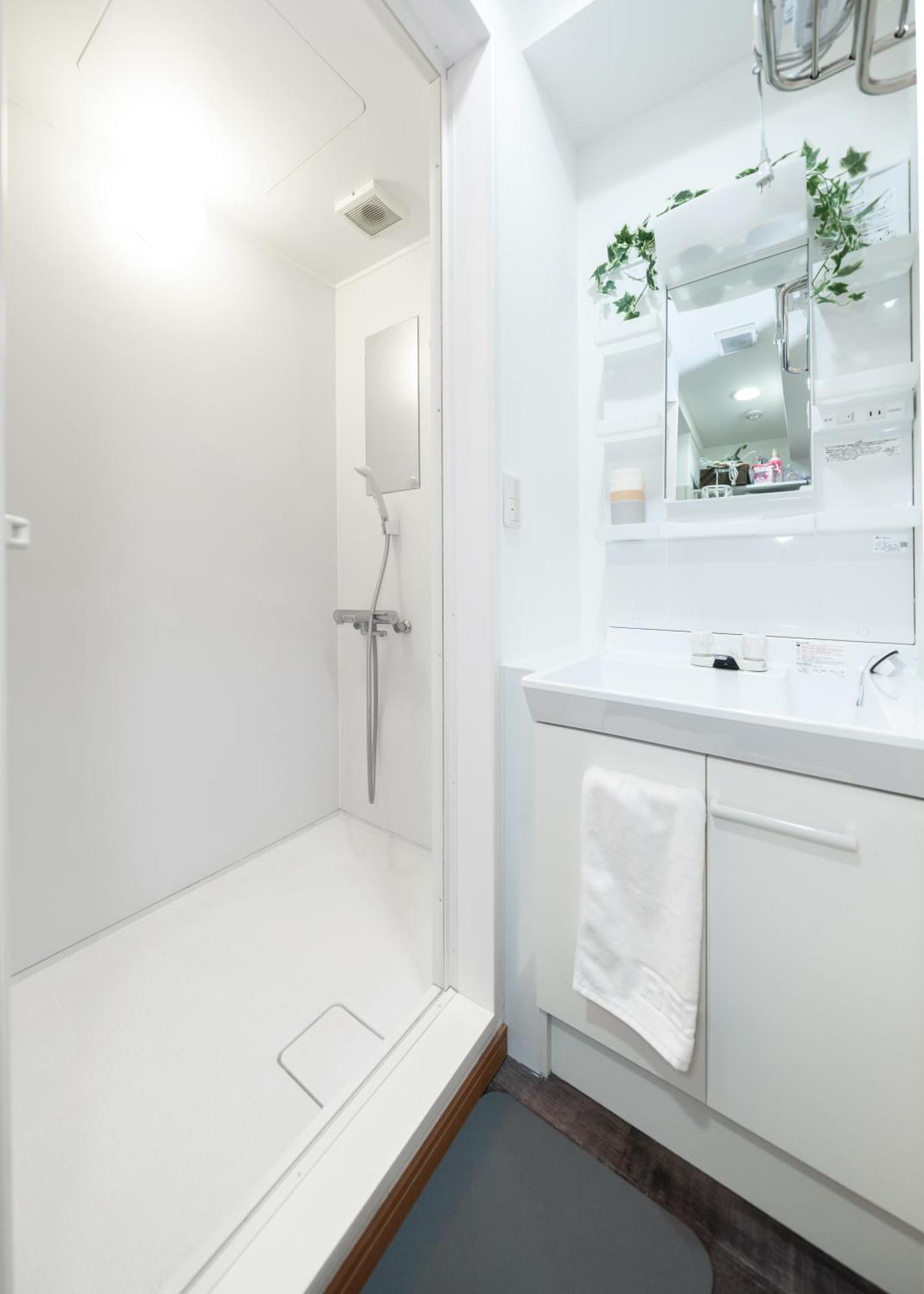 Apartment Re Room301