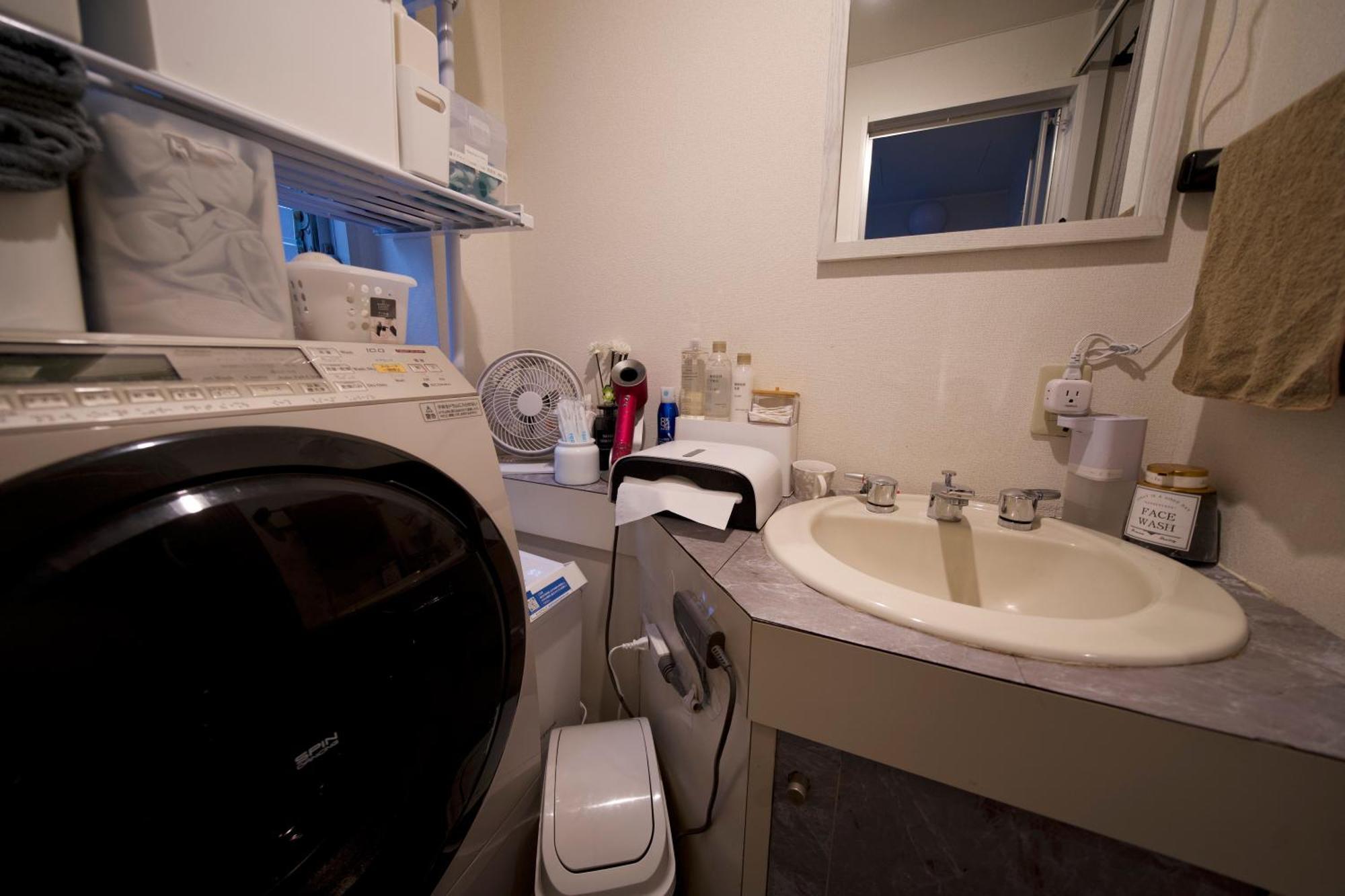 50m 2dk Private Condo!center Of Tokyo!5min Akasaka Sta!! *