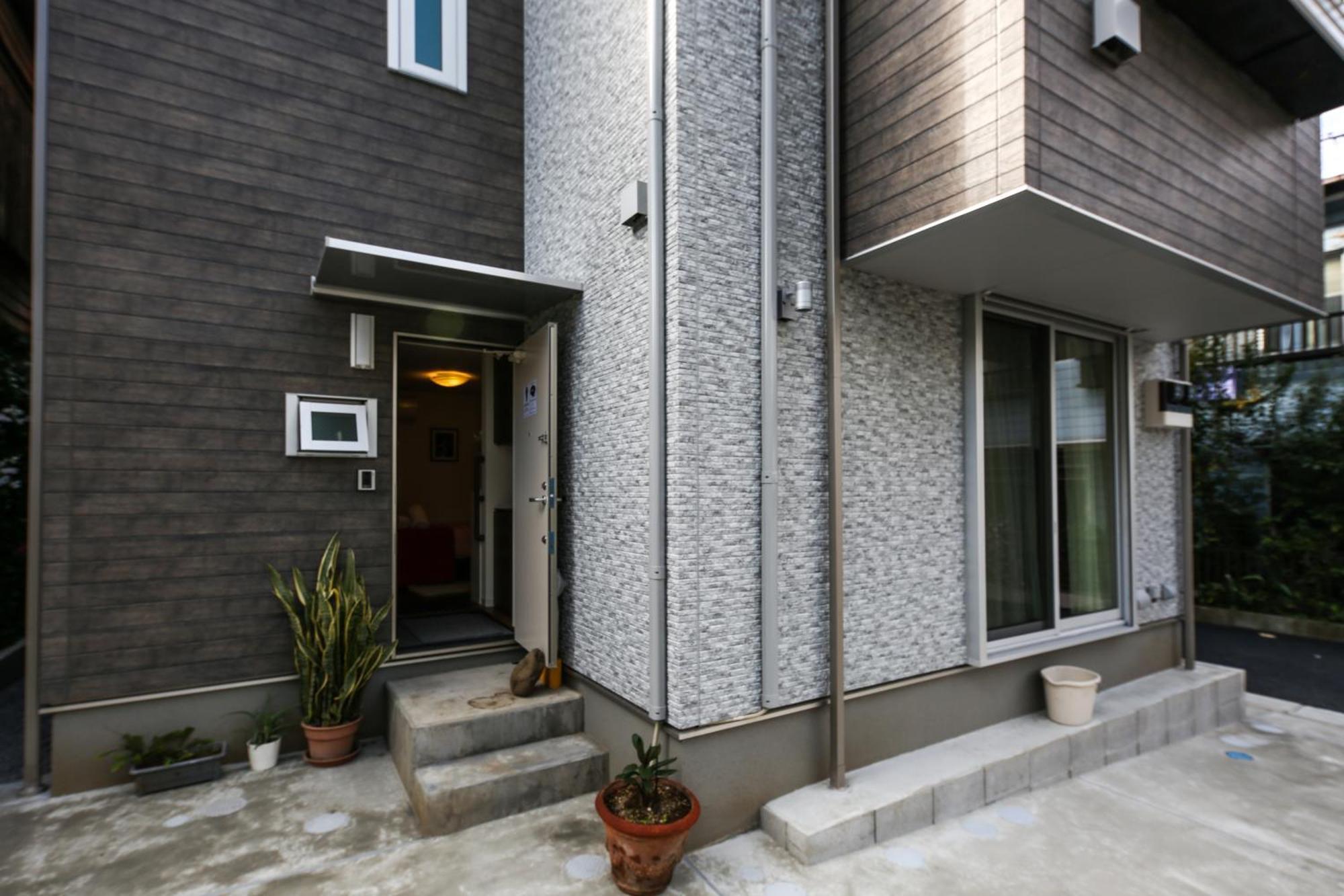 North With Private Entrance Tokyo