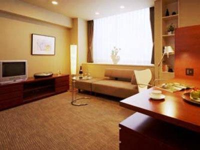 Somerset Azabu East 4*