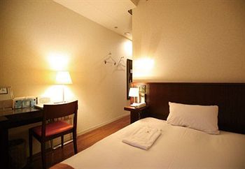 Arietta & Trattoria 3* Tokyo